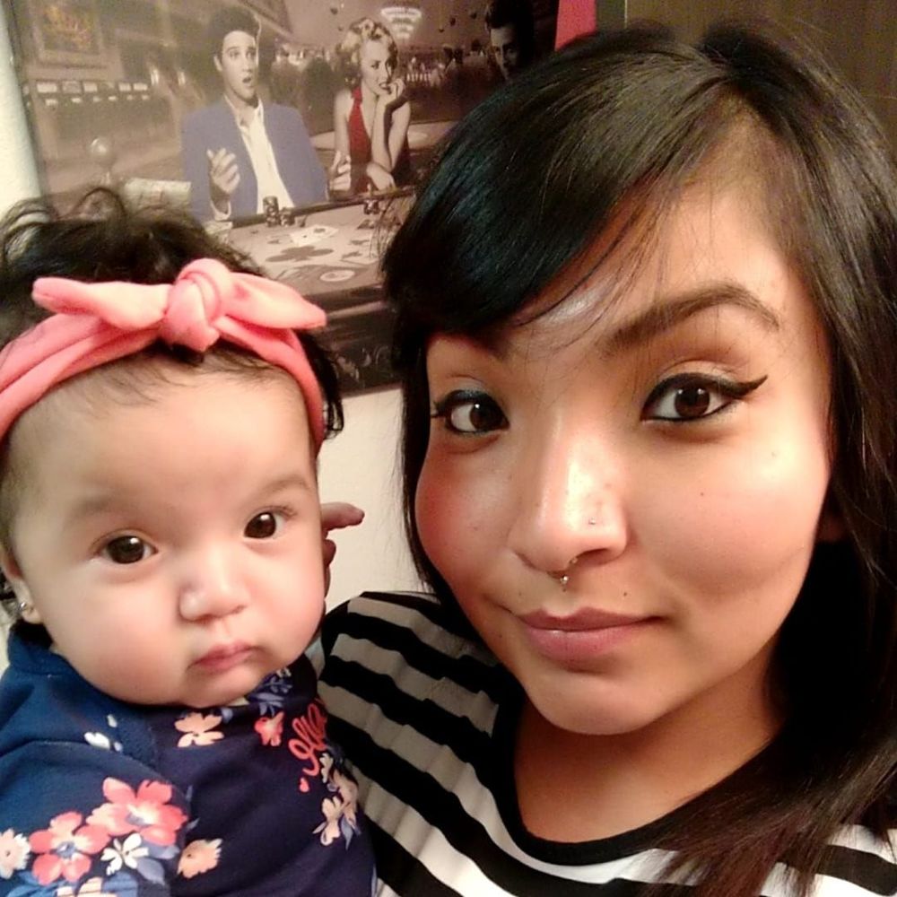 Meet your Posher, Zoraida